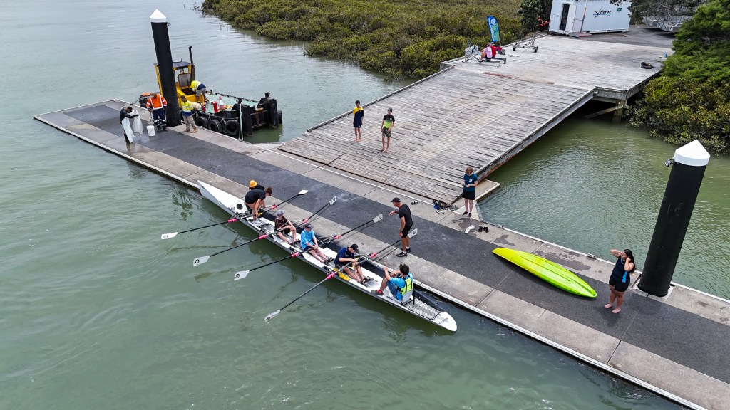 Rutherford rows the Whau – Te Whau Pathway Project